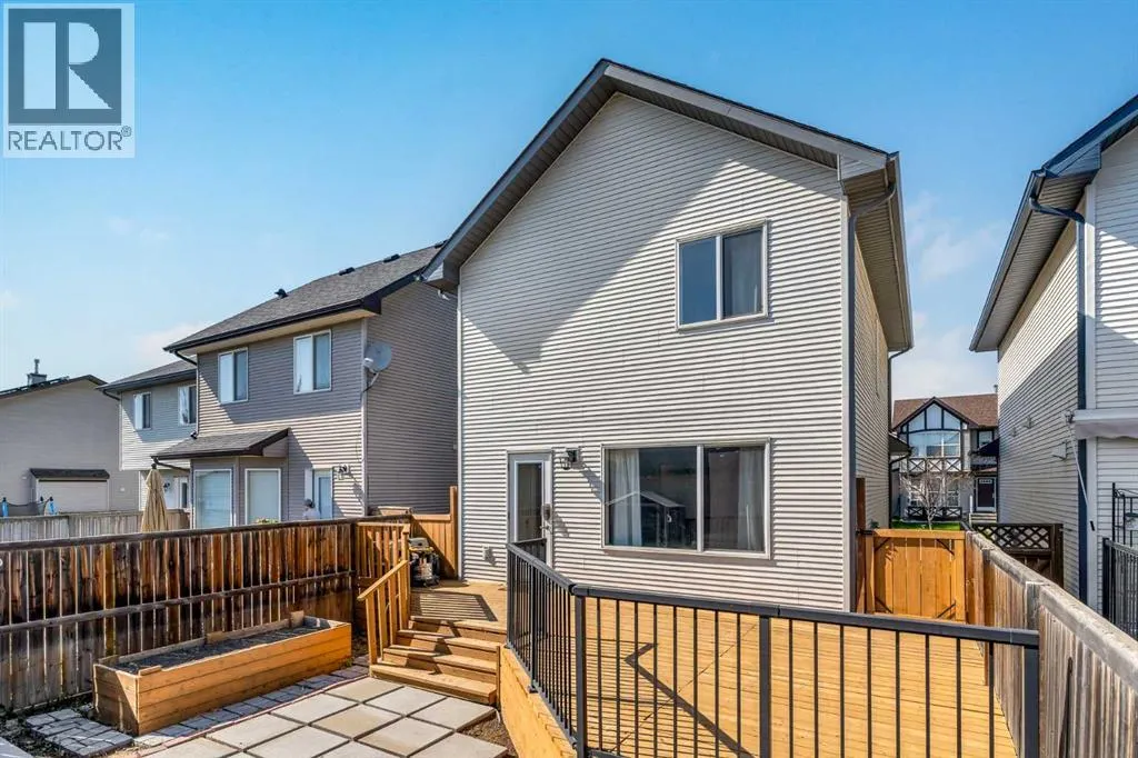 210 Cranberry Place SE