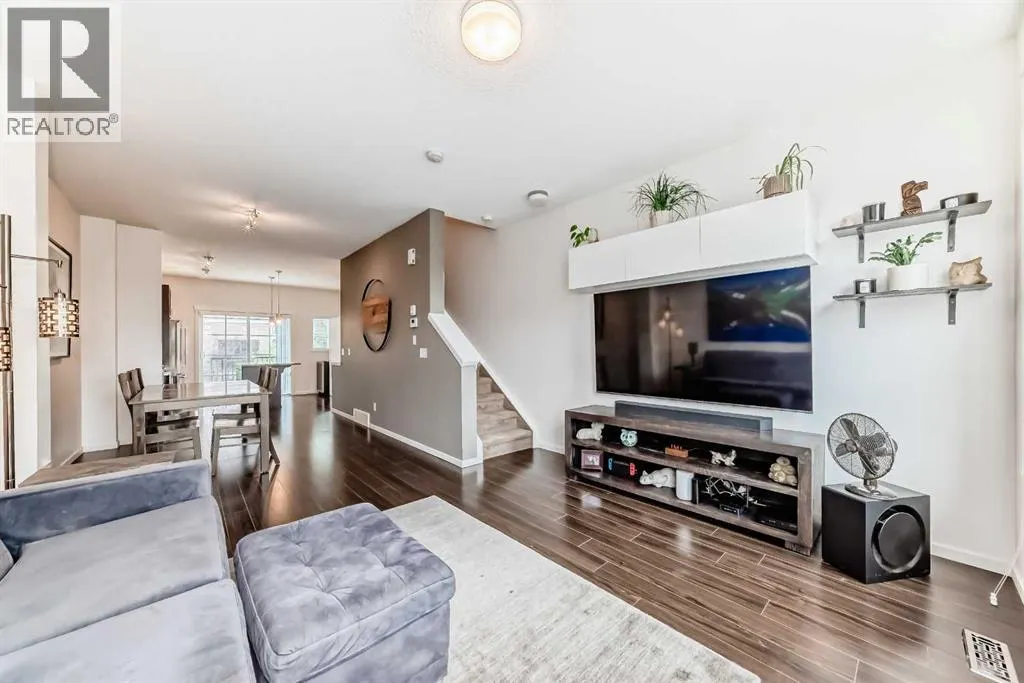 227 Copperpond Common SE