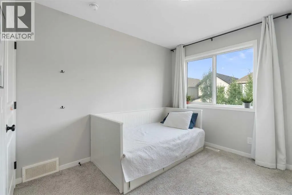 68 Masters Street SE