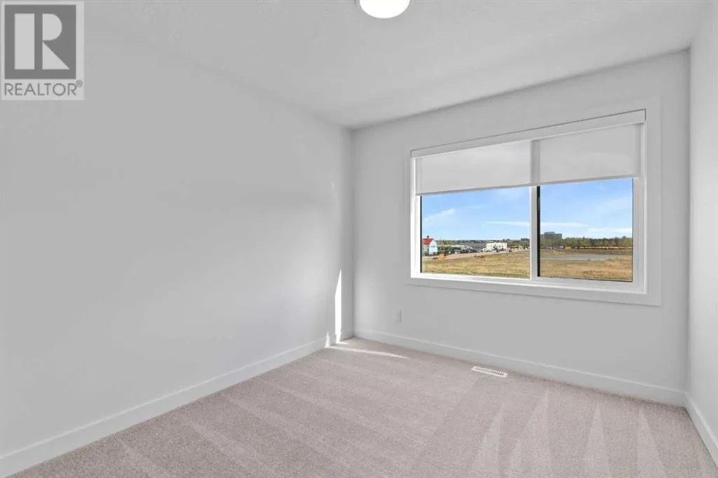 293 Dieppe Drive SW
