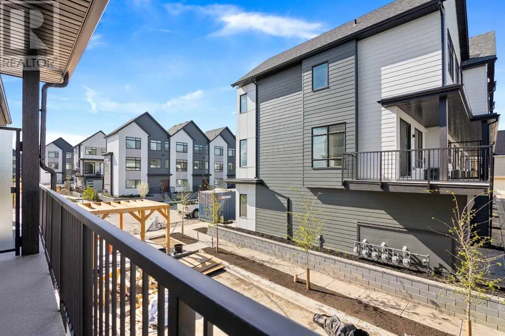 293 Dieppe Drive SW