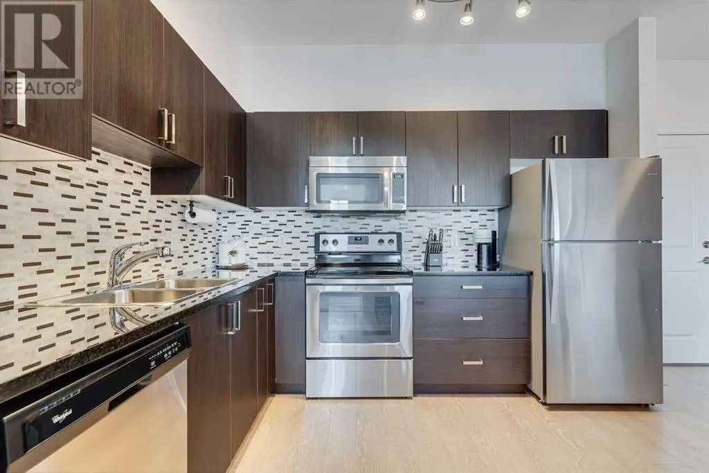 317, 117 Copperpond Common SE