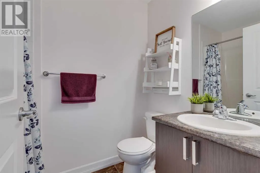 317, 117 Copperpond Common SE