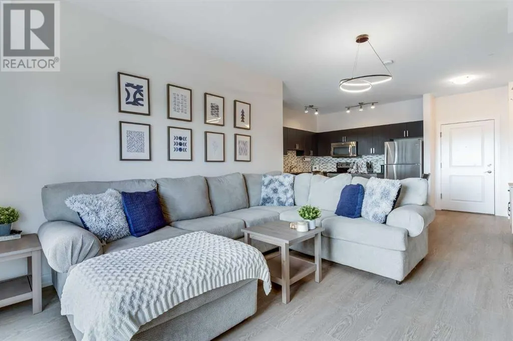 317, 117 Copperpond Common SE