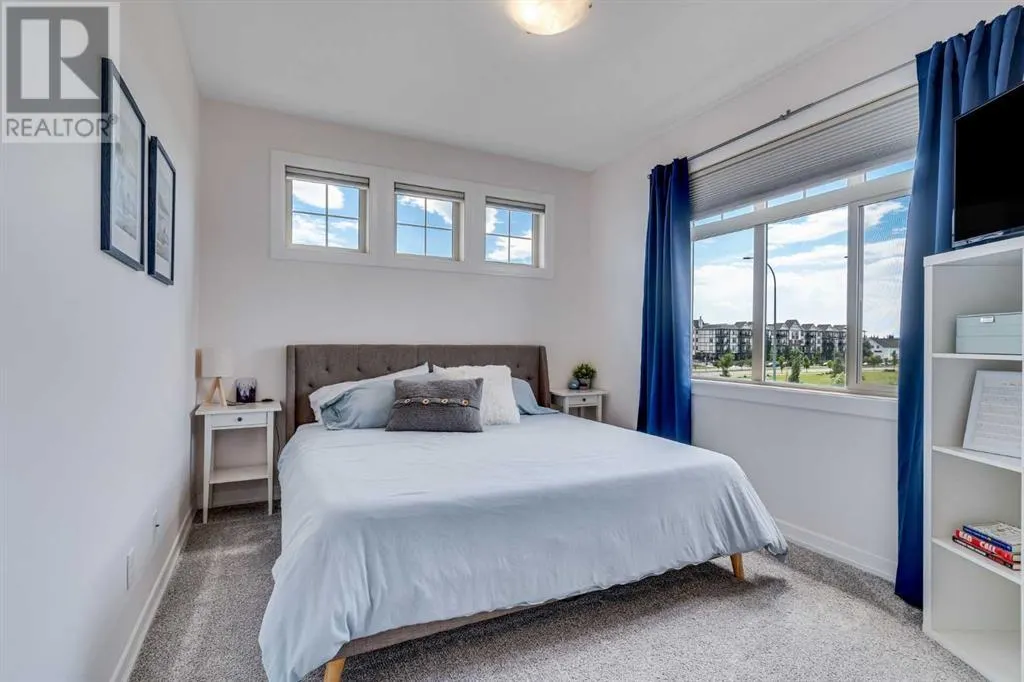 317, 117 Copperpond Common SE