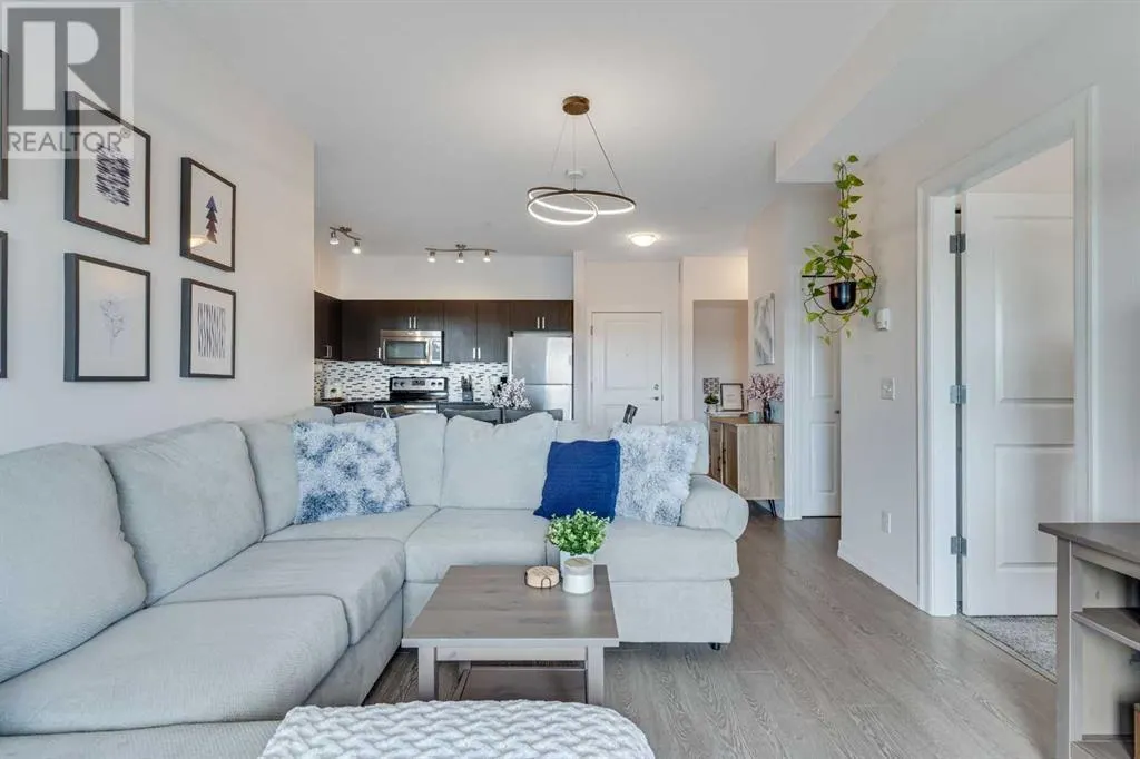 317, 117 Copperpond Common SE