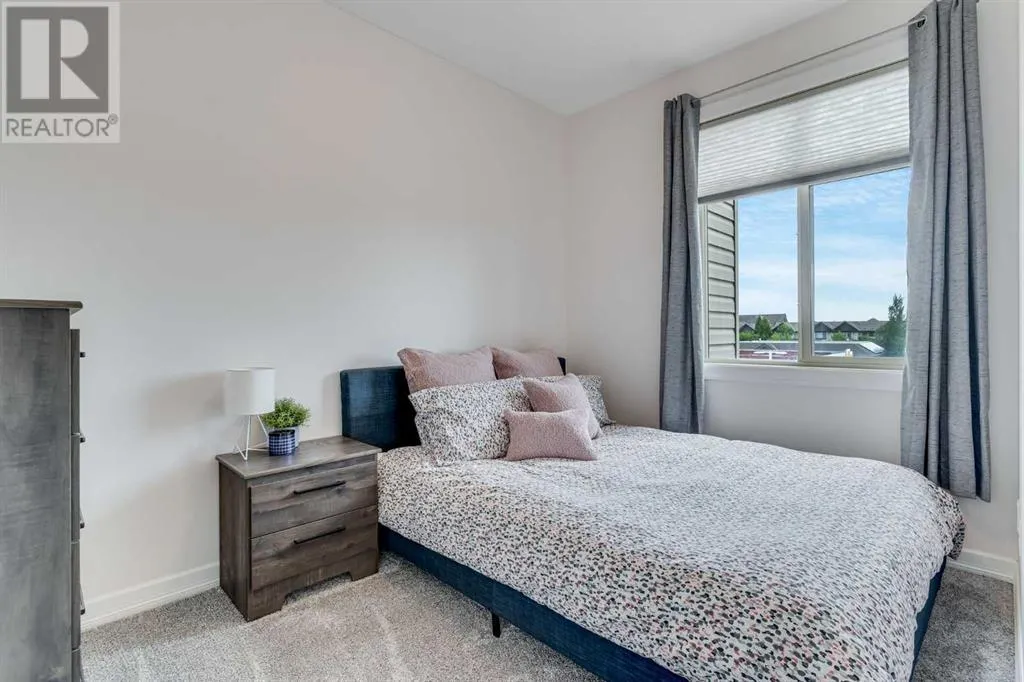 317, 117 Copperpond Common SE