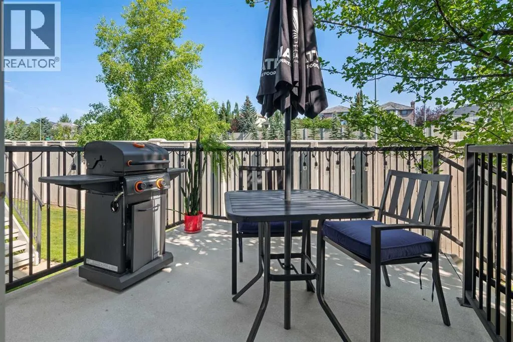 96 Simcoe Place SW