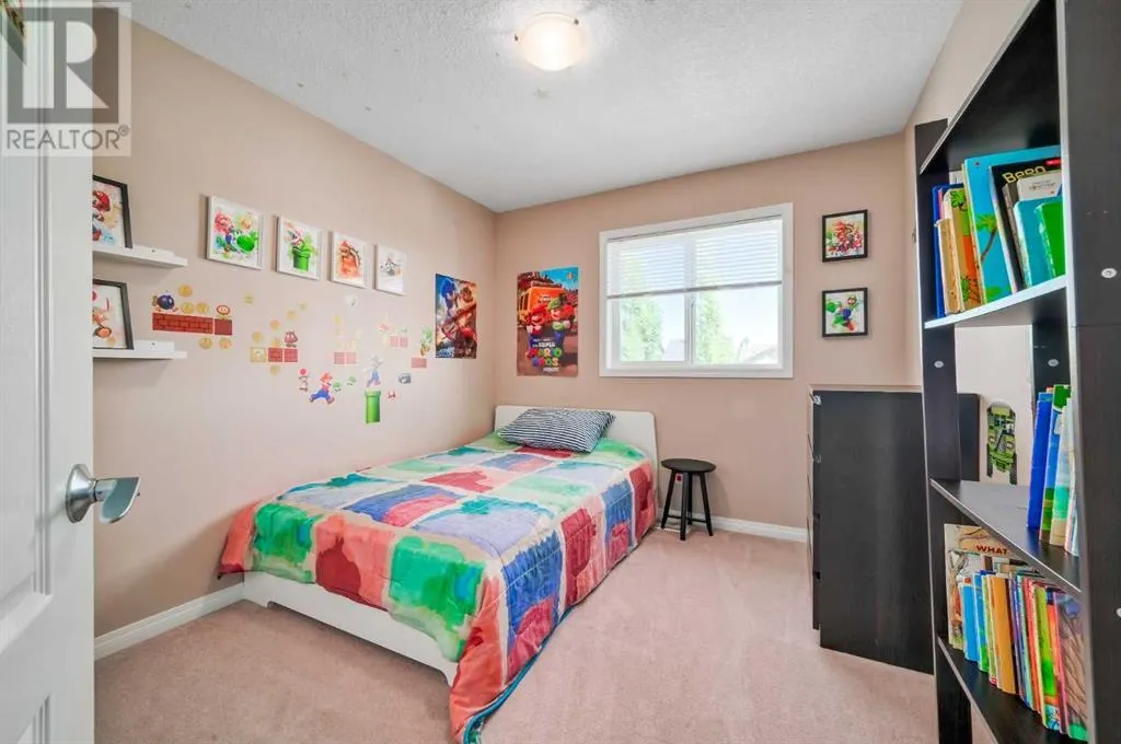 77 New Brighton Heights SE