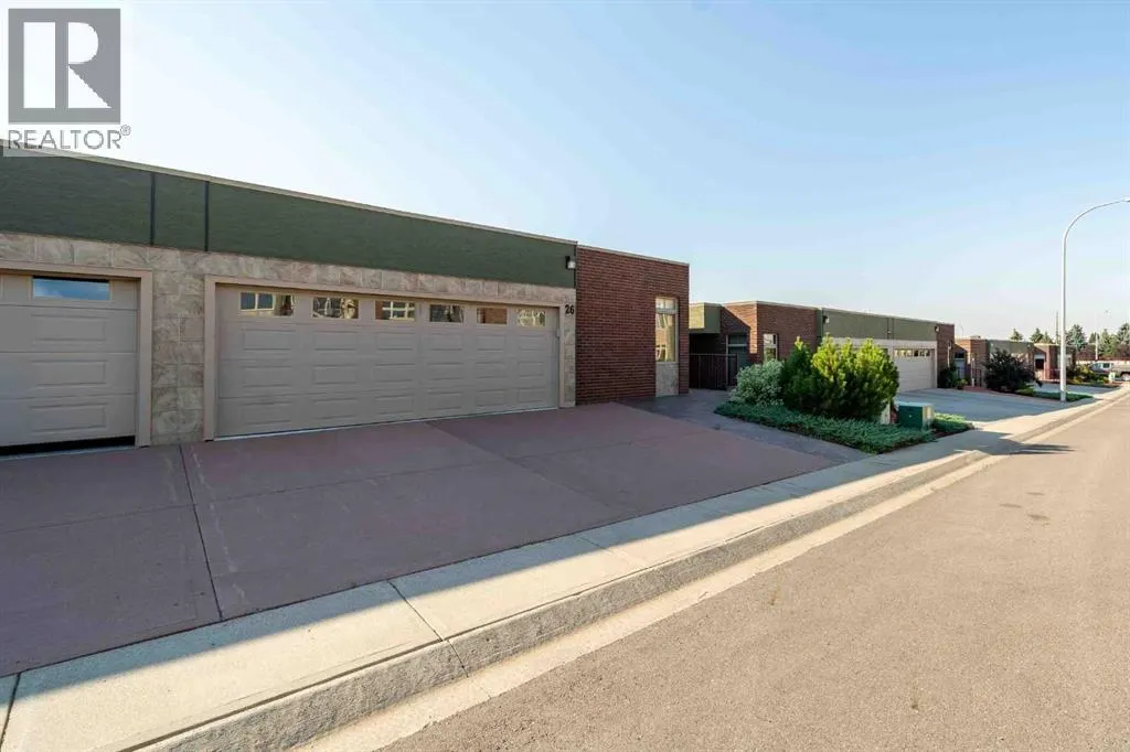 26 Palisades Mews NE