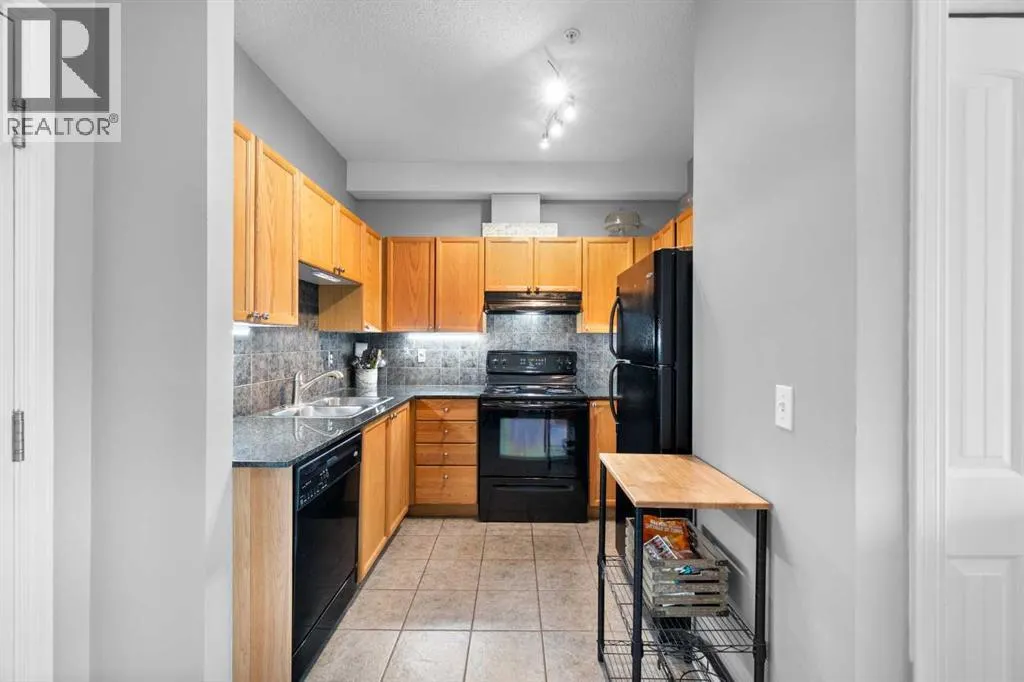 220, 8 Prestwick Pond Terrace SE