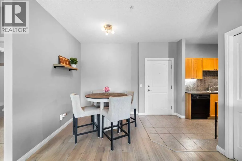 220, 8 Prestwick Pond Terrace SE