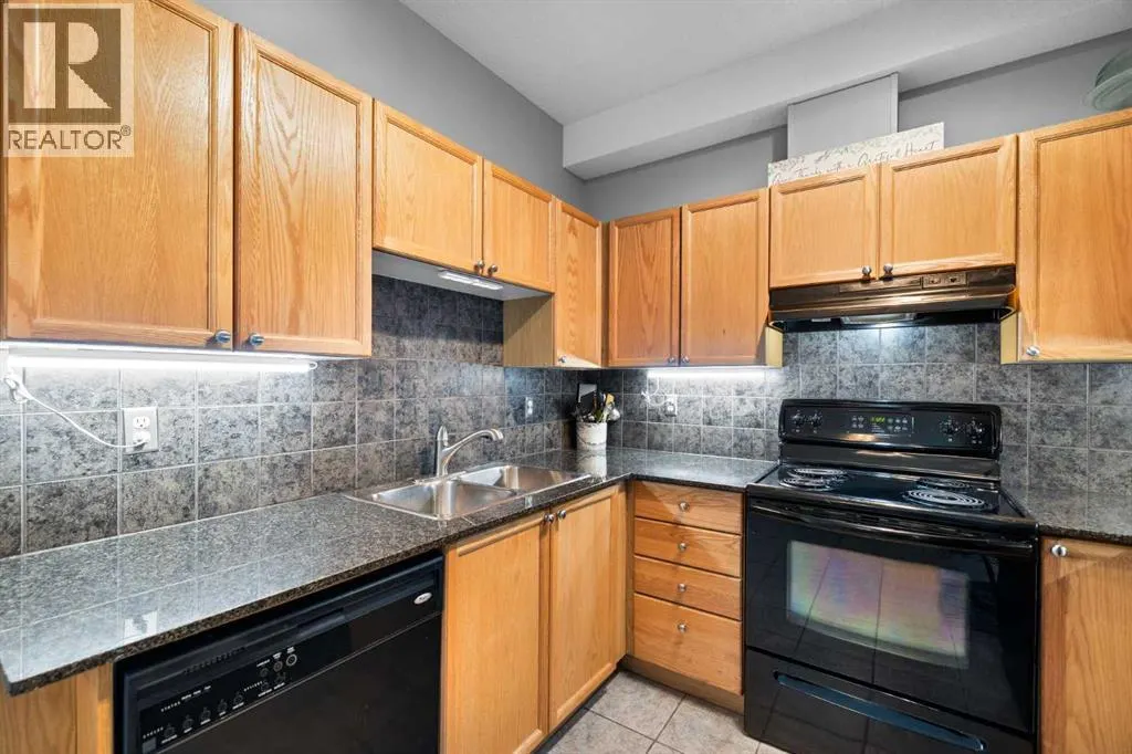 220, 8 Prestwick Pond Terrace SE