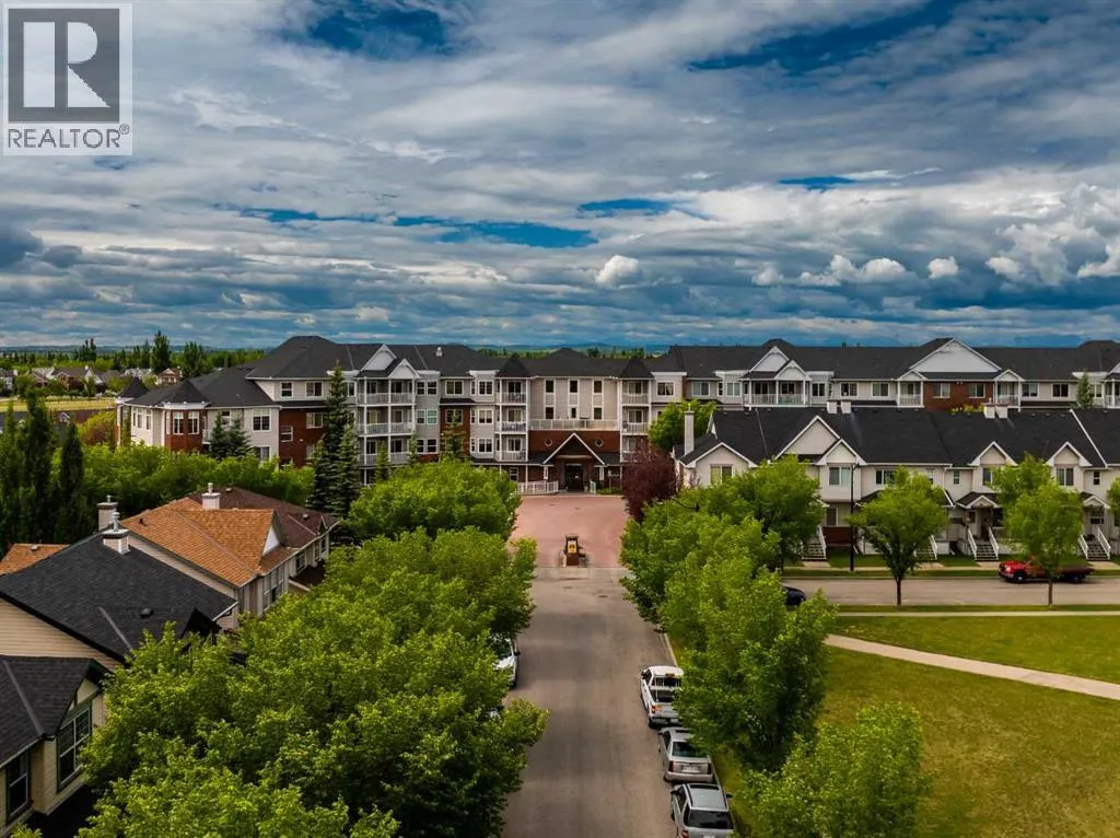 220, 8 Prestwick Pond Terrace SE