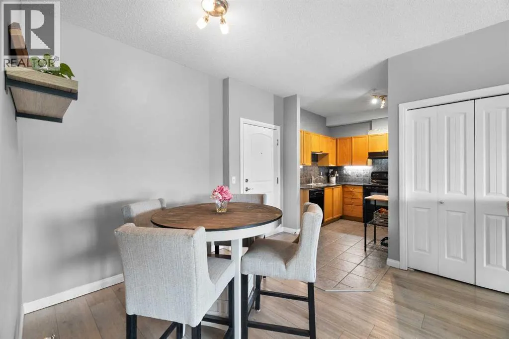 220, 8 Prestwick Pond Terrace SE