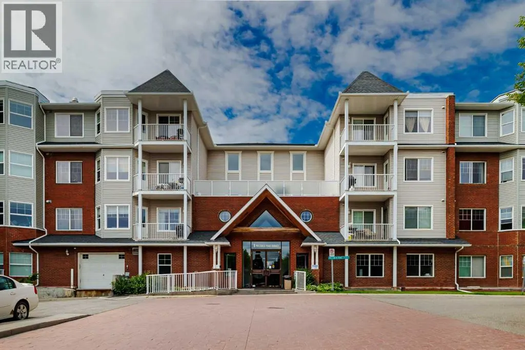 220, 8 Prestwick Pond Terrace SE