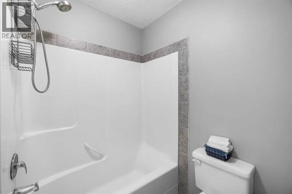 220, 8 Prestwick Pond Terrace SE