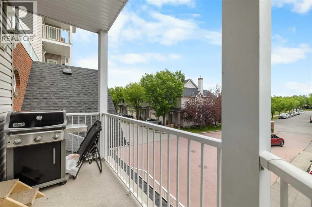 220, 8 Prestwick Pond Terrace SE