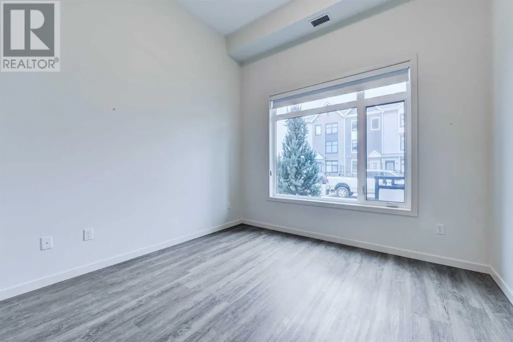112, 24 Mahogany Path SE
