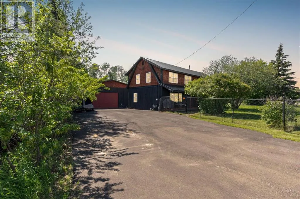 49 Poplar Crescent