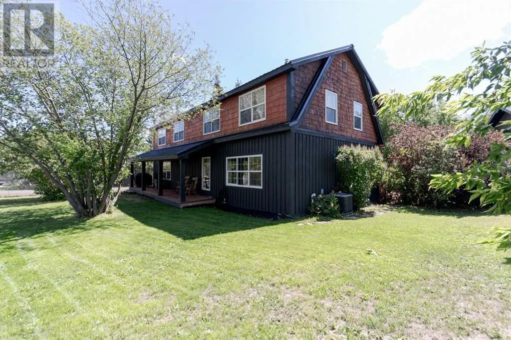 49 Poplar Crescent