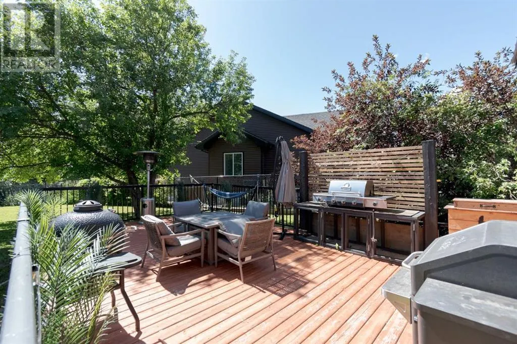 49 Poplar Crescent