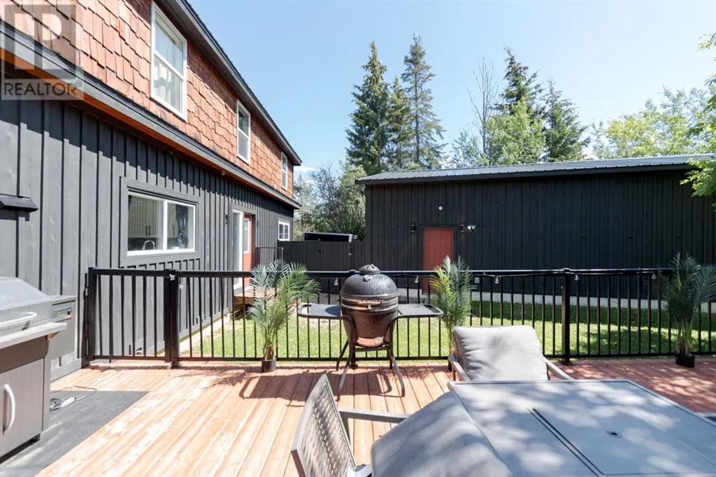 49 Poplar Crescent