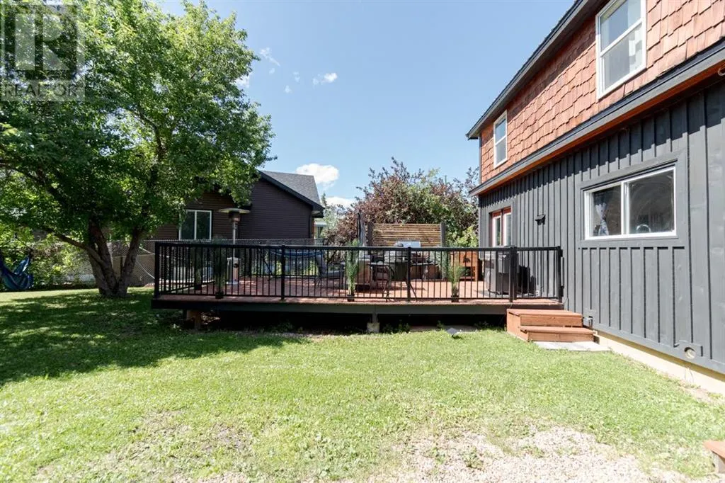 49 Poplar Crescent
