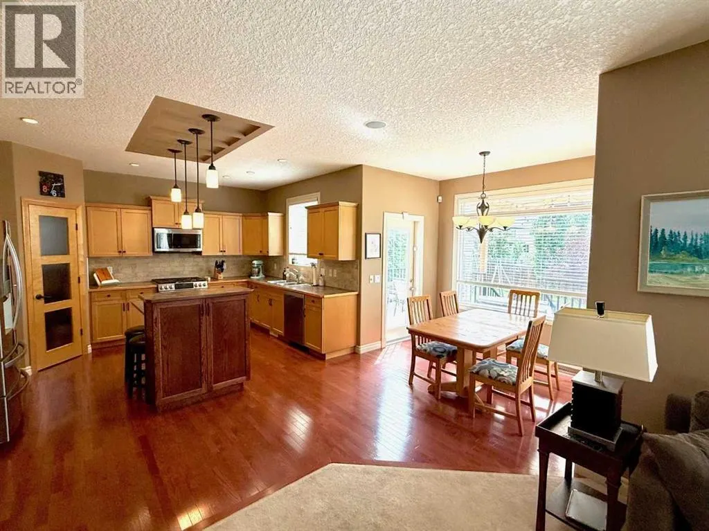 215 Hawkmere Road