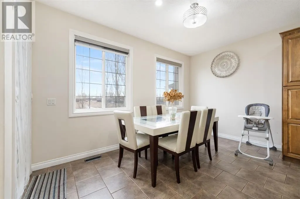 107 East Lake View