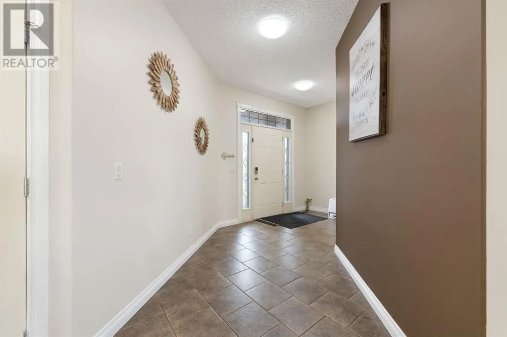 107 East Lake View