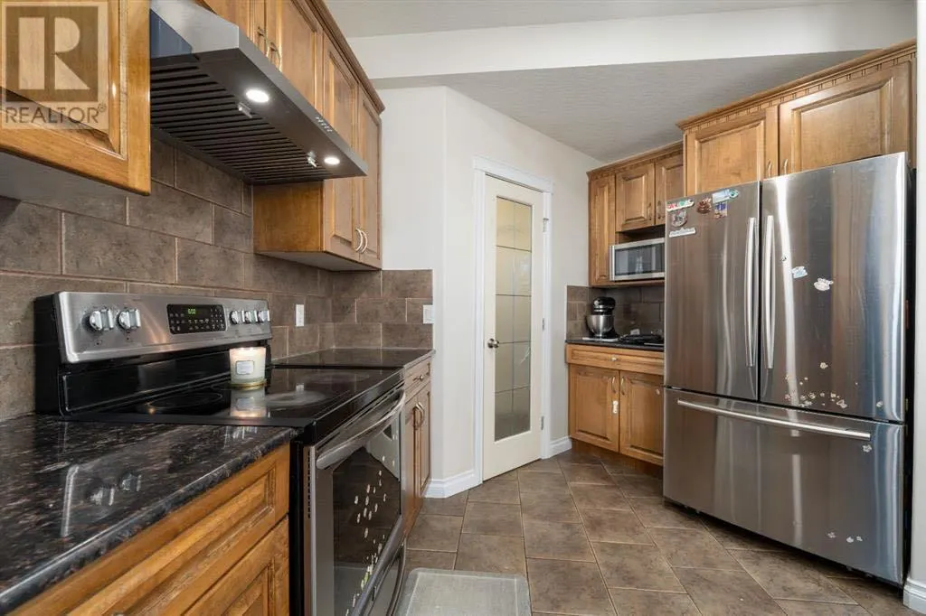107 East Lake View