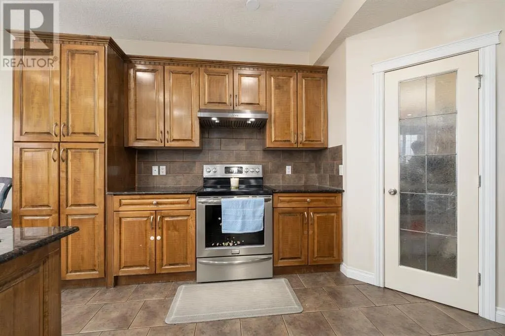 107 East Lake View