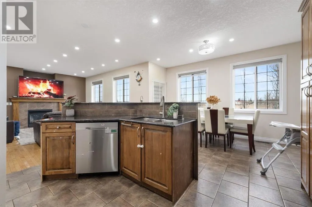 107 East Lake View