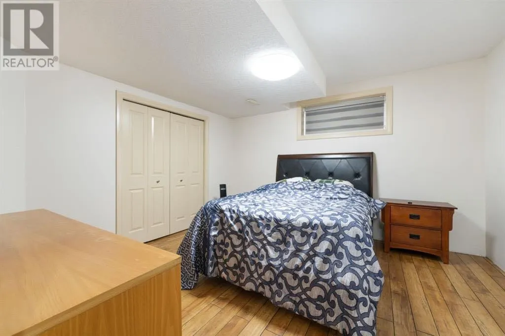107 East Lake View