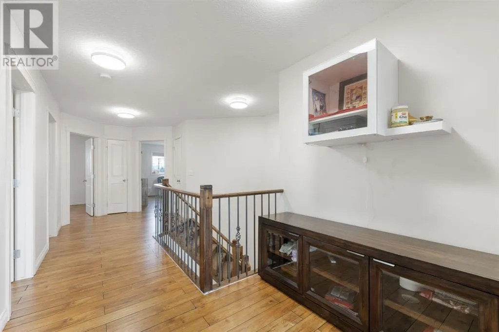 107 East Lake View