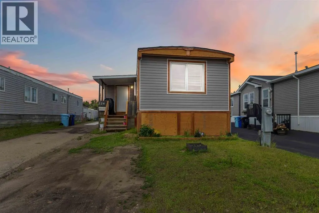 224 GRANDVIEW Crescent