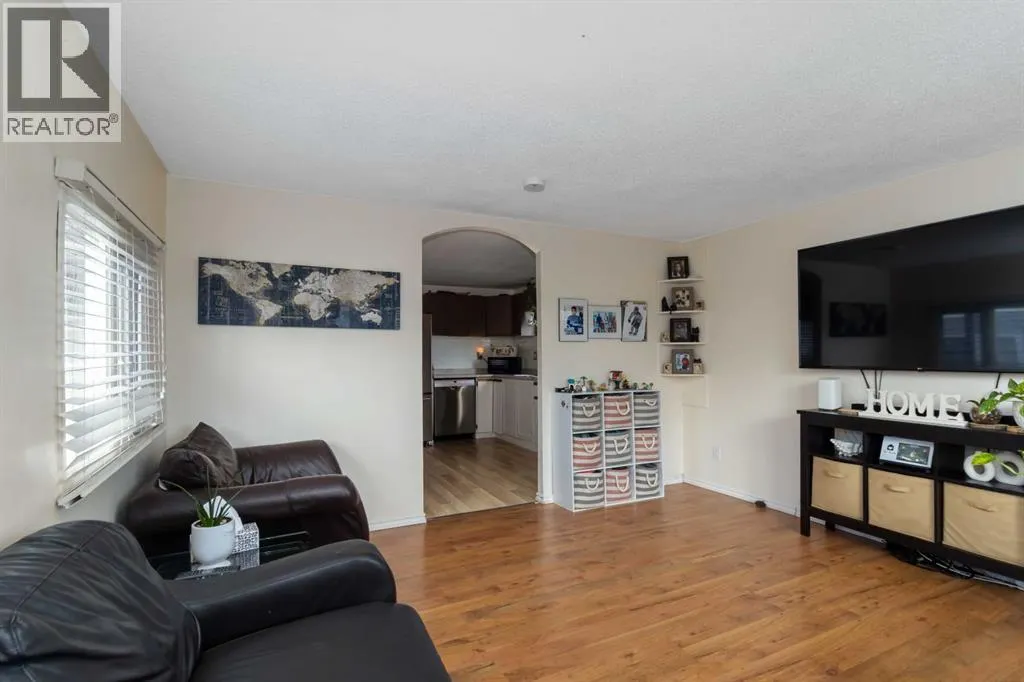 224 GRANDVIEW Crescent