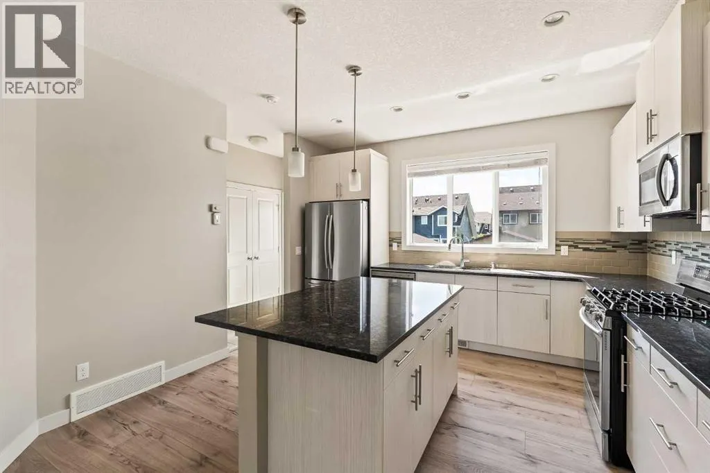 151 Marquis Heights SE