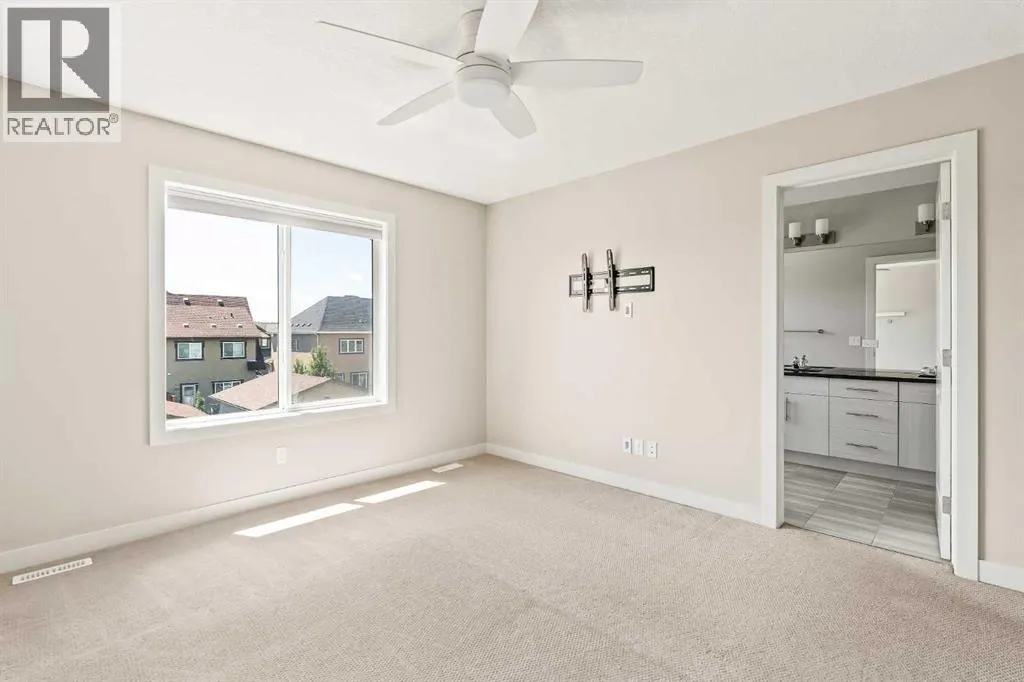 151 Marquis Heights SE