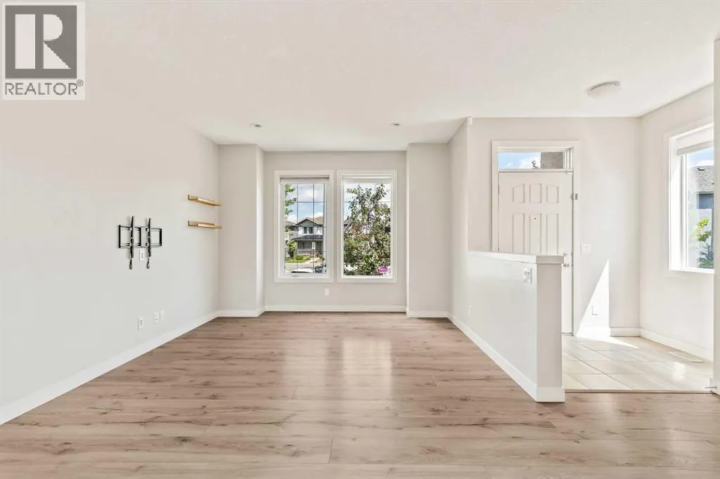 151 Marquis Heights SE