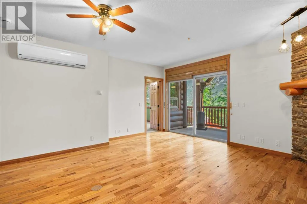 222, 104 Armstrong Place