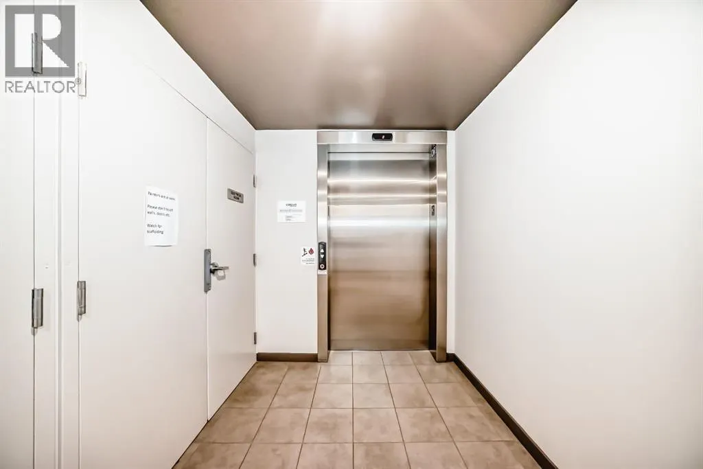 327, 207 Sunset Drive