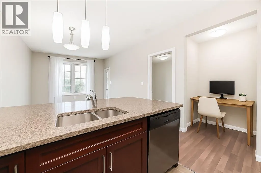 327, 207 Sunset Drive