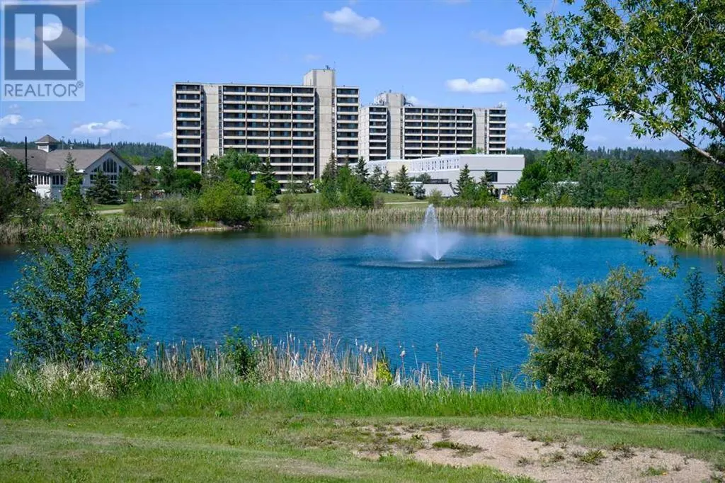 118, 11721 MacDonald Drive