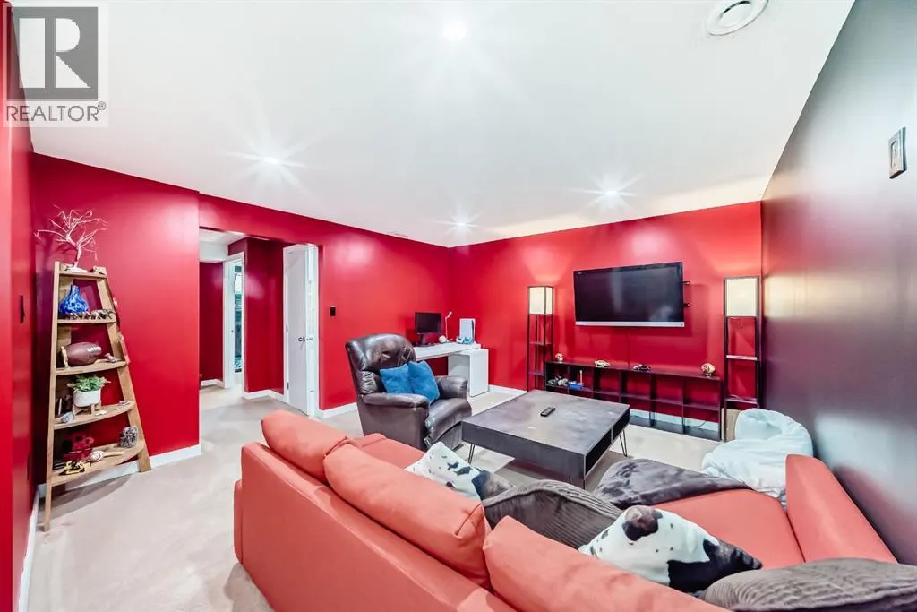 165 Eversyde Boulevard SW