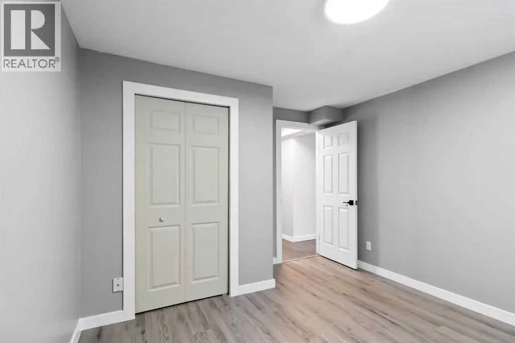 220 Warren Road