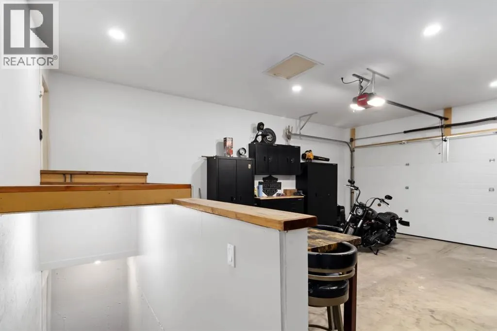 220 Warren Road