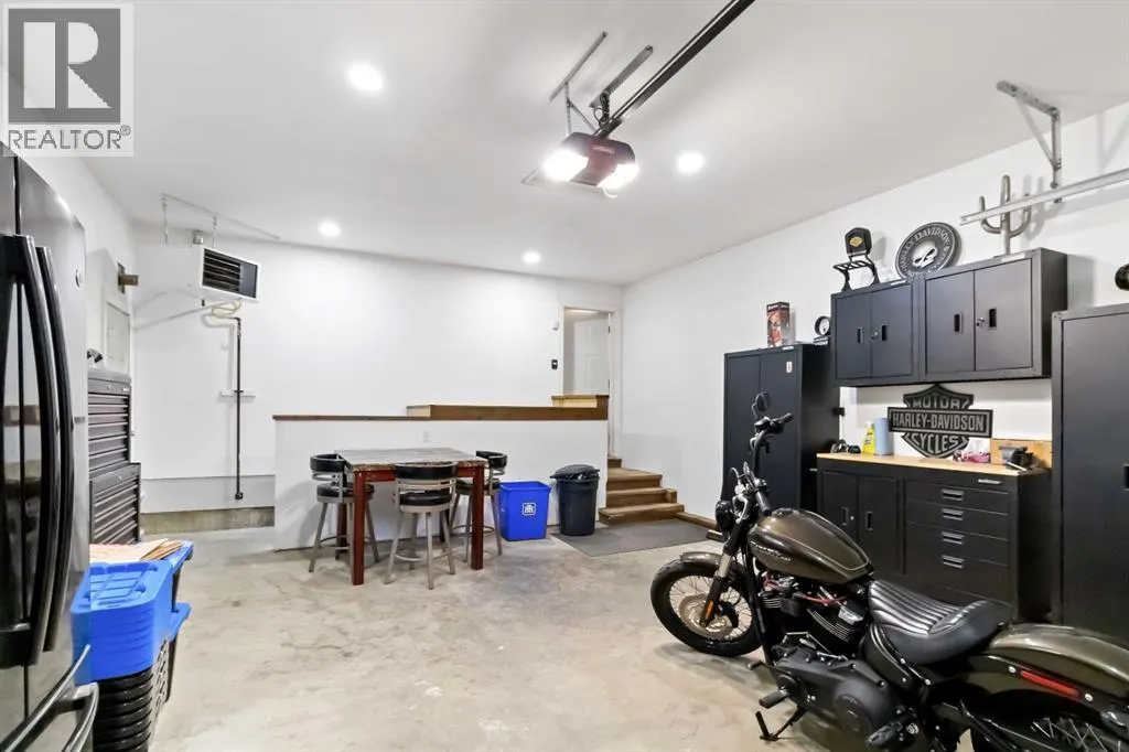 220 Warren Road