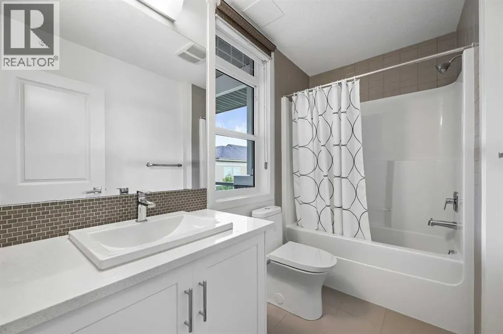 346, 25 Auburn Meadows Avenue SE